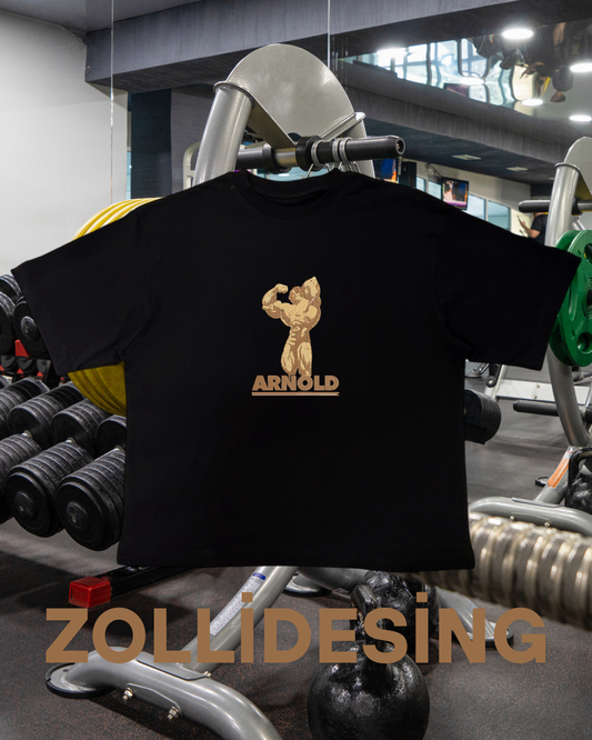 Arnold Nakışlı Oversize Tişört  💪